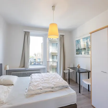 아파트 Sunny Seaside Apartment, Cleaning Included 미들케르케